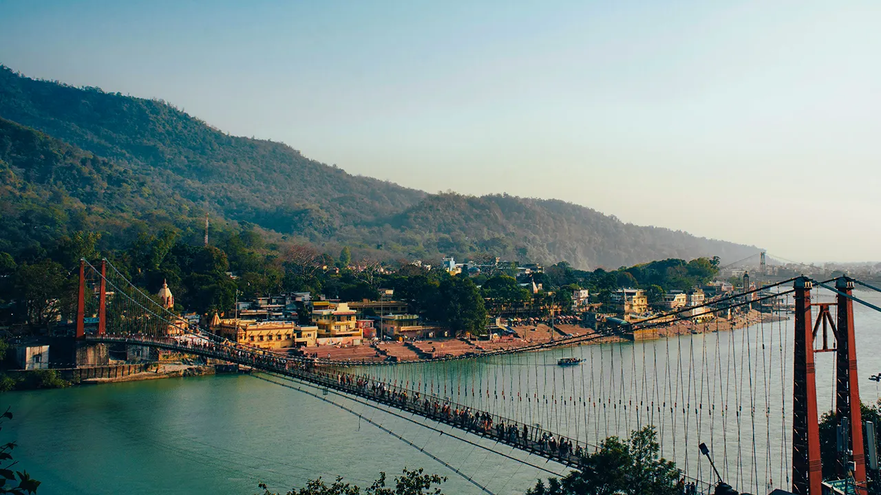 Ram Jhula image over the Ganga River