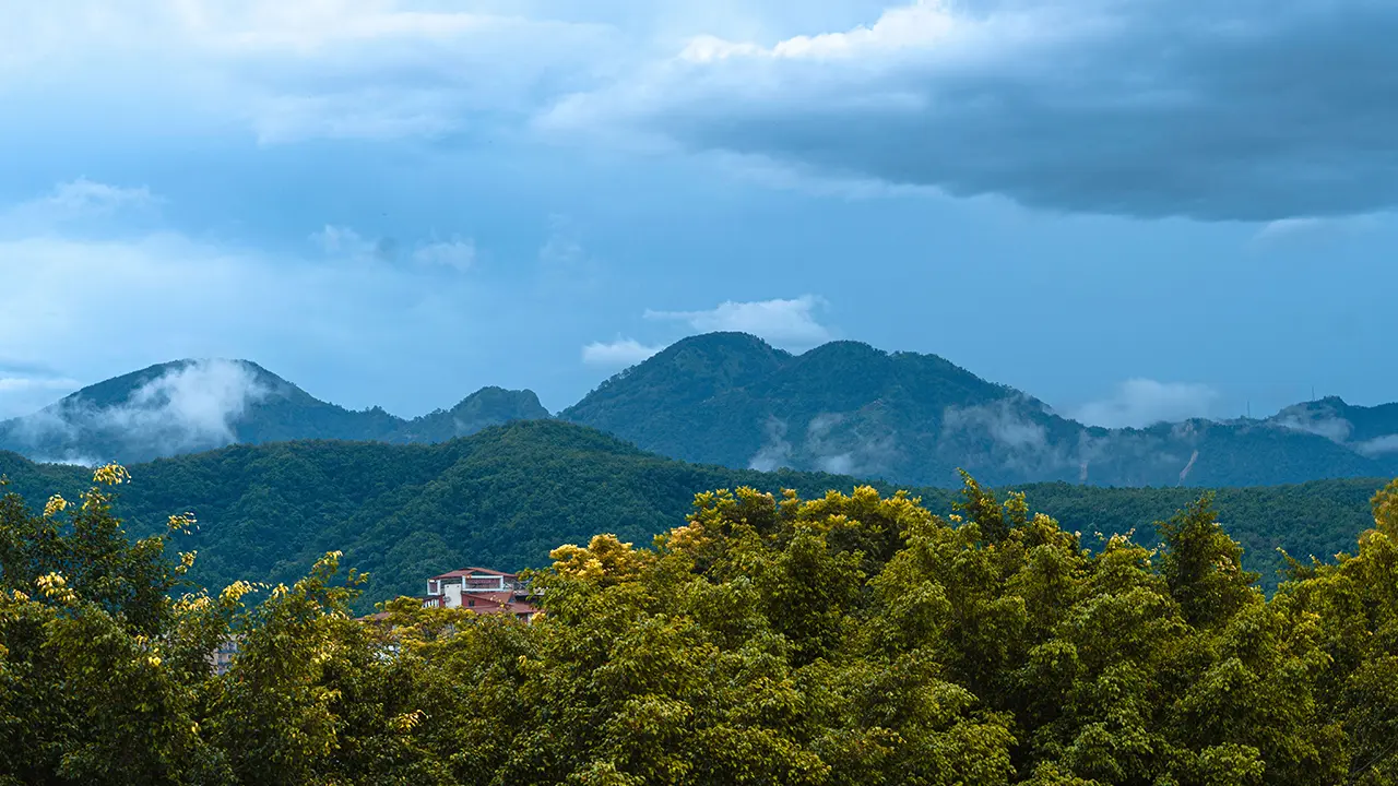 Outer side of Dehradun